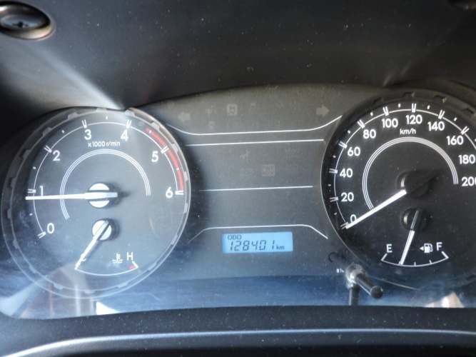 TOYOTA HILUX DX 2.4 2018