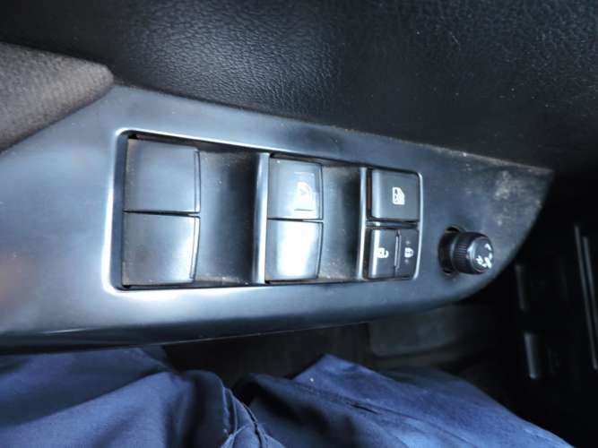 TOYOTA HILUX DX 2.4 2018