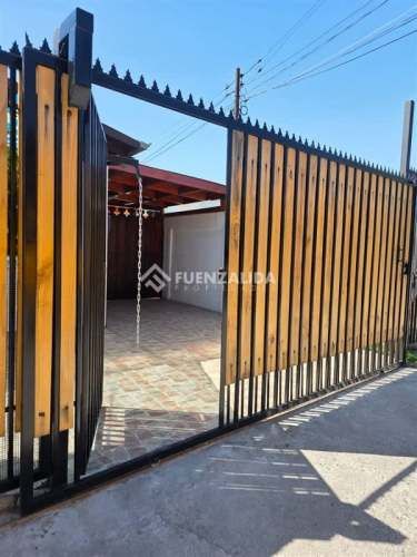 CASA Segunda transversal / Pasaje puerto viejo