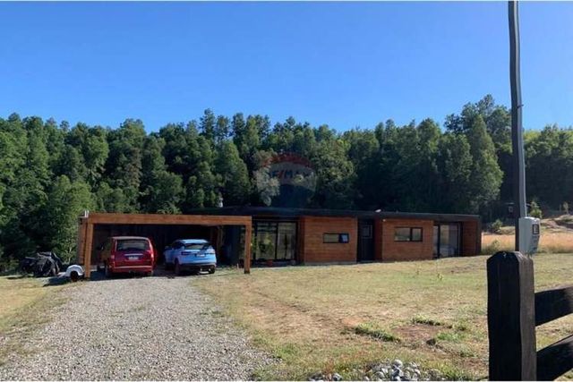 Venta de  casa sexta faja villarrica