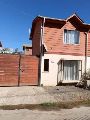 CASA DOS PISOS PAREO SIMPLE PEÑABLANCA