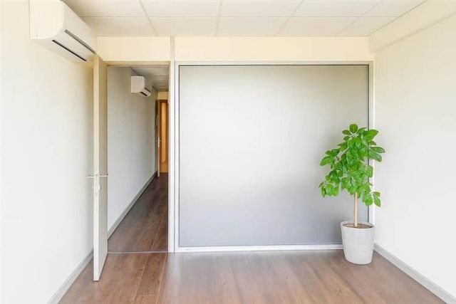 OFICINA Américo Vespucio con Isabel la Católica