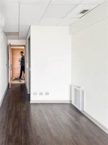 OFICINA Américo Vespucio con Isabel la Católica