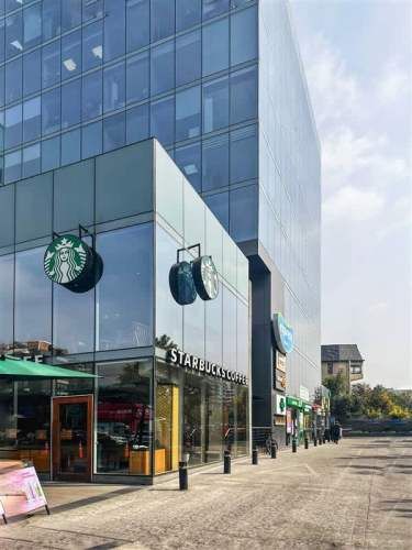 OFICINA Américo Vespucio con Isabel la Católica