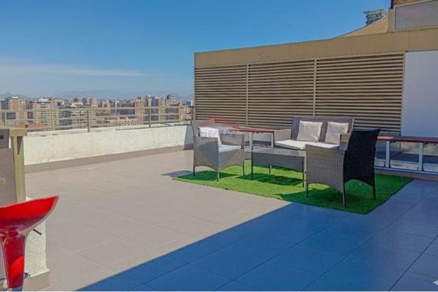 Duplex tipo penthouse con terraza panorámica