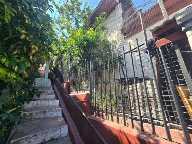 CASA Poeta Whitman esquina