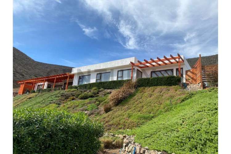 Vendo casa en condominio de Cerro Grande