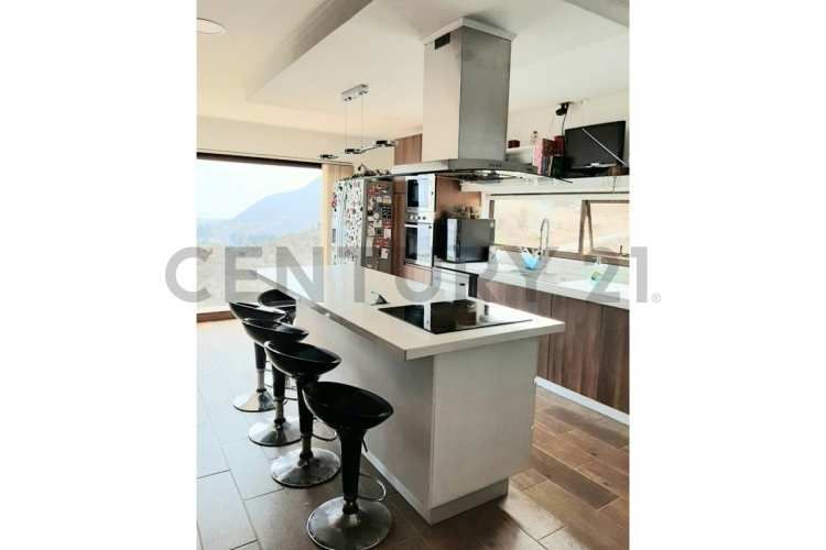 Vendo casa en condominio de Cerro Grande