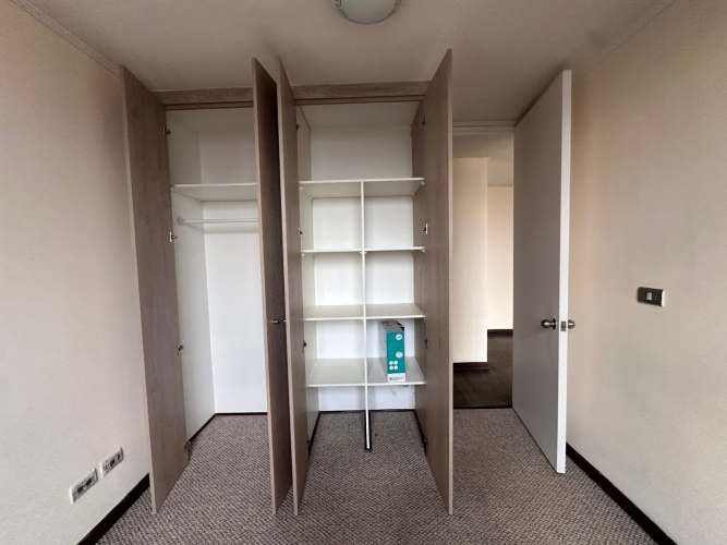 VENDE DEPTO 2D 2B Y ESTACIONAMIENTO MACUL