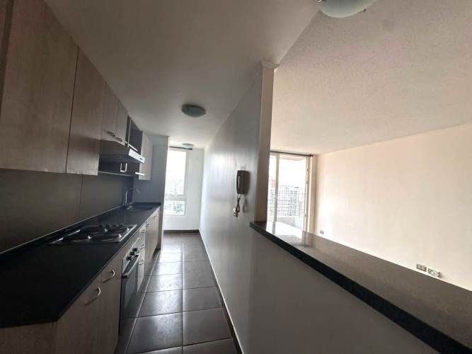 VENDE DEPTO 2D 2B Y ESTACIONAMIENTO MACUL