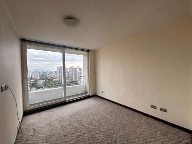 VENDE DEPTO 2D 2B Y ESTACIONAMIENTO MACUL