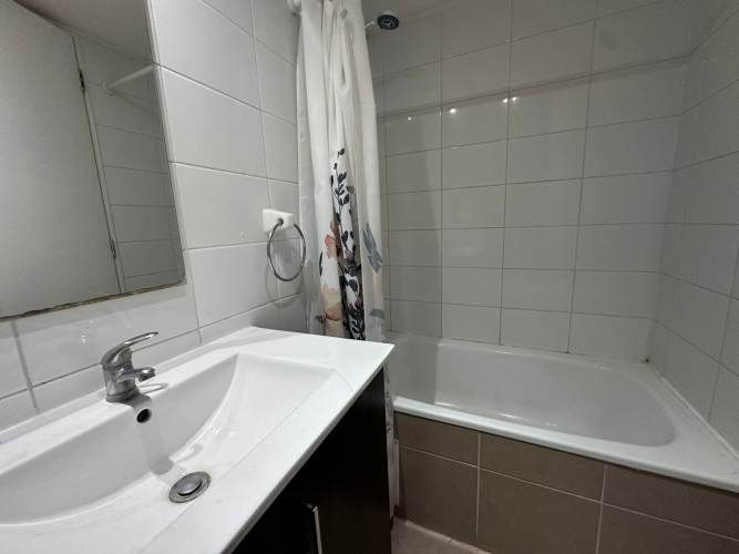 VENDE DEPTO 2D 2B Y ESTACIONAMIENTO MACUL