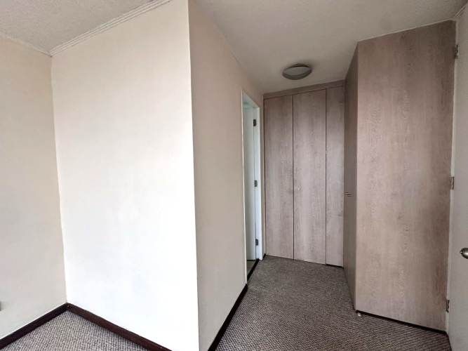 VENDE DEPTO 2D 2B Y ESTACIONAMIENTO MACUL