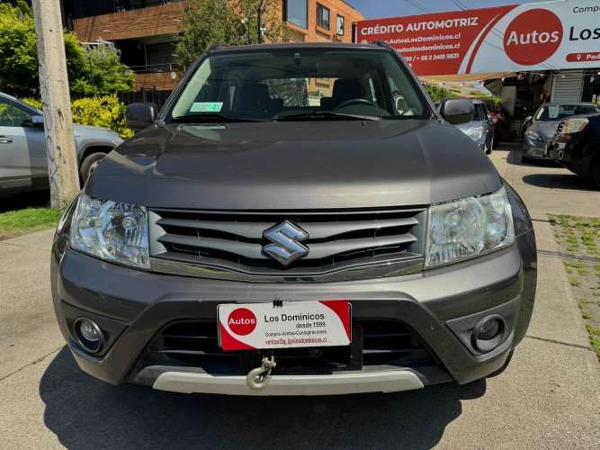 SUZUKI GRAND VITARA GLX 2.4 MEC 4X4 FULL WINCHE CAMARA GPS VER EN LAS CONDES 2012
