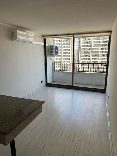 Vicuña Mackenna 660 dpto 1413