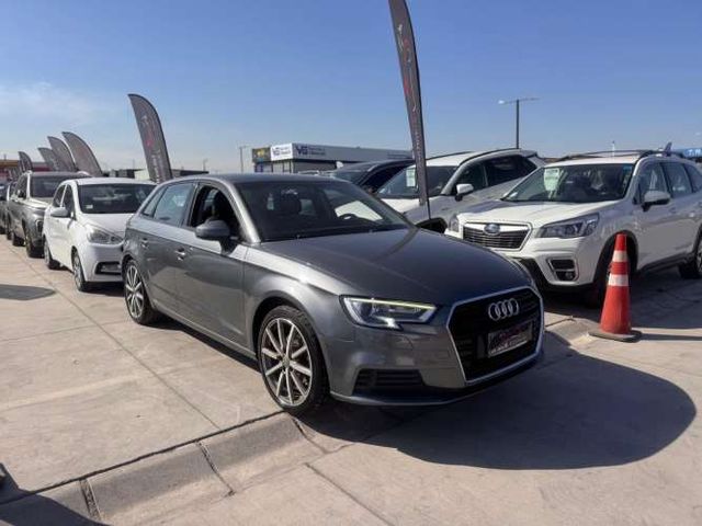 AUDI A 3 S LINE