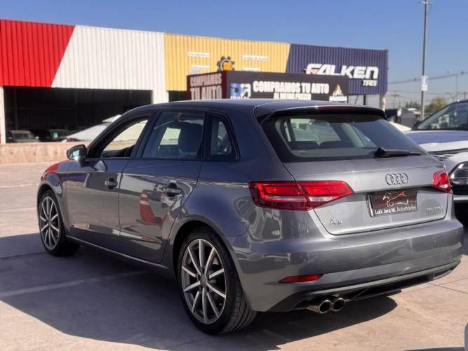 AUDI A 3 S LINE