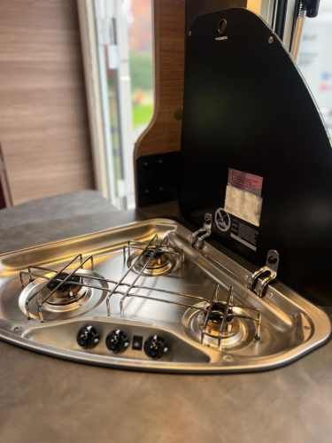 Fiat Ducato Knaus Live traveller DKG 600