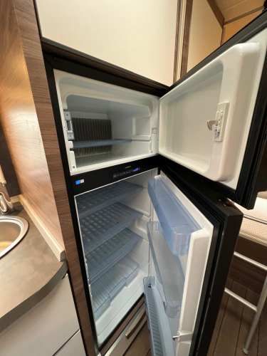 Fiat Ducato Knaus Live traveller DKG 600