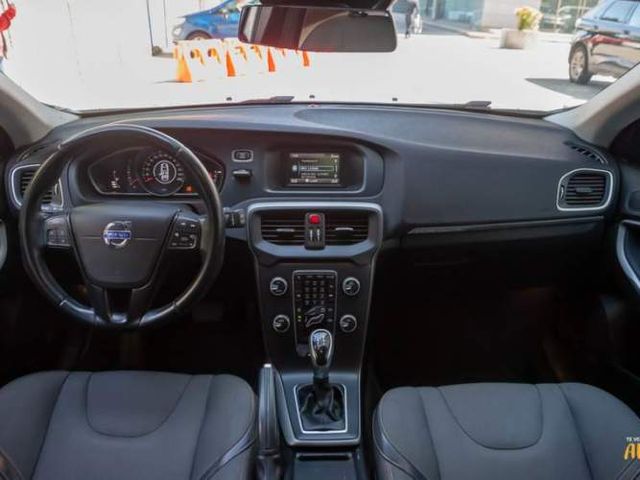 Volvo V40 T4 2014
