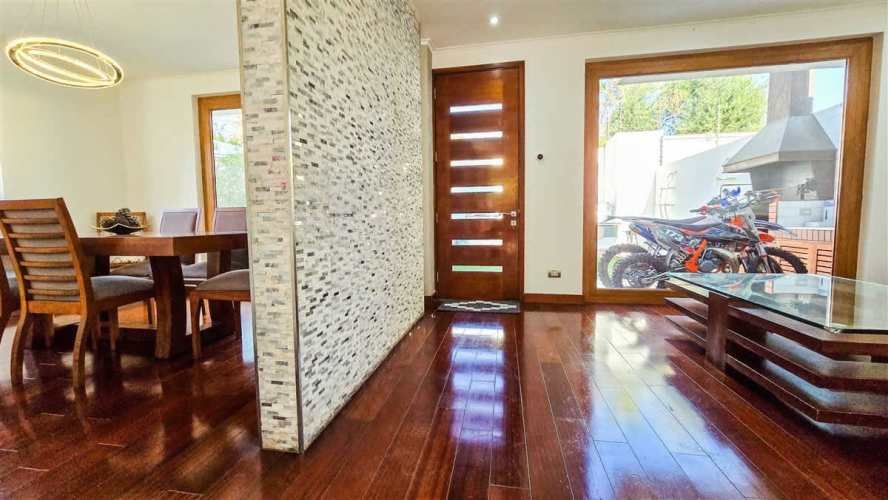 Top Casa De Lujo Remodelada 6 Dorm. 3 Pisos - Independencia