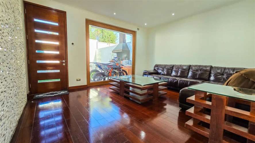 Top Casa De Lujo Remodelada 6 Dorm. 3 Pisos - Independencia