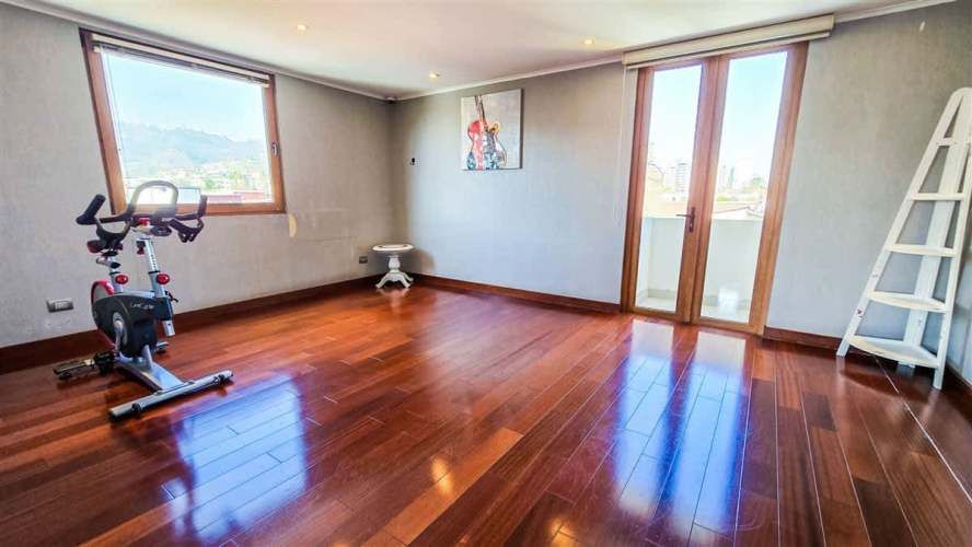 Top Casa De Lujo Remodelada 6 Dorm. 3 Pisos - Independencia