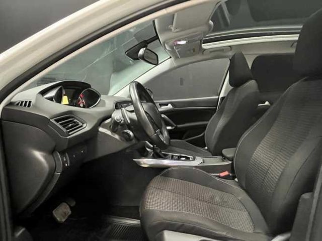 Peugeot 308 1.5 BlueHDI Auto 130 HP Allure