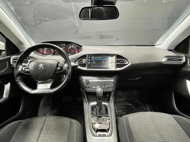 Peugeot 308 1.5 BlueHDI Auto 130 HP Allure