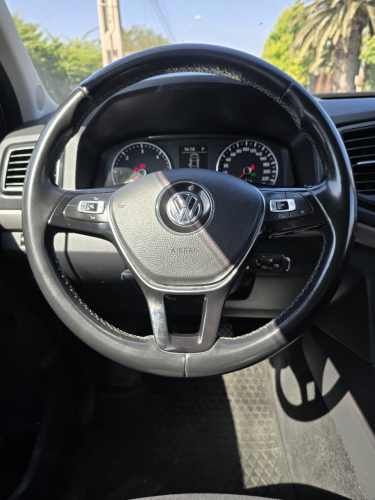 VOLKSWAGEN Amarok Comfortline AT 