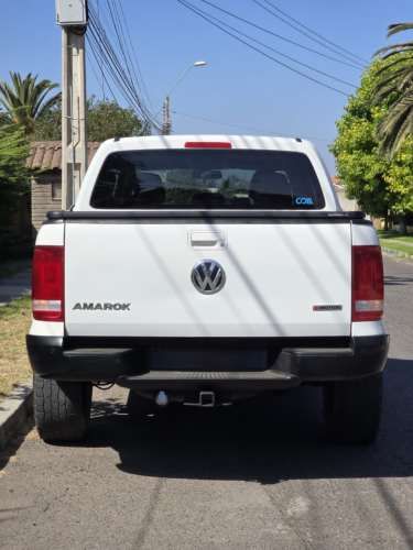 VOLKSWAGEN Amarok Comfortline AT 