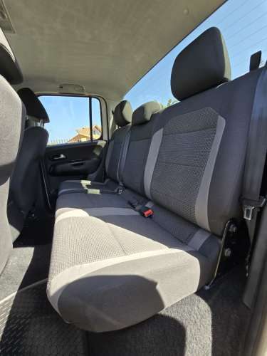 VOLKSWAGEN Amarok Comfortline AT 