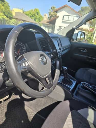 VOLKSWAGEN Amarok Comfortline AT 