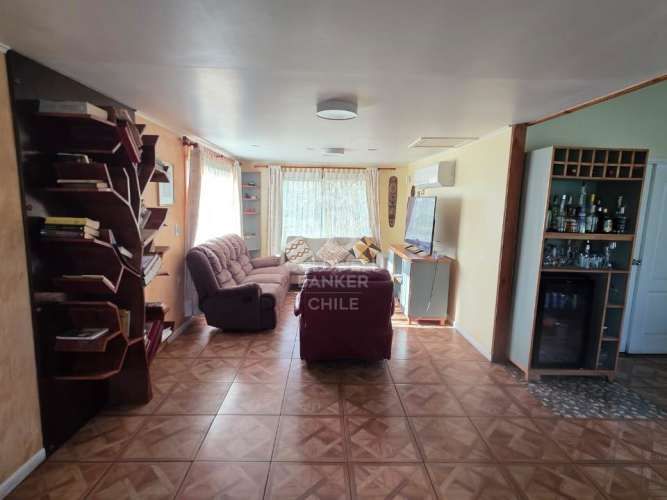 Propiedad con gran potencial industrial en Osorno