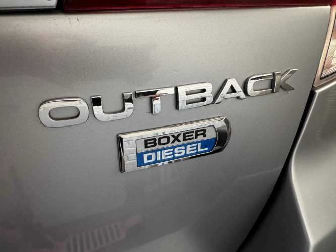 SUBARU OUTBACK DIESEL 2.0 AUT 4X4 VER EN LAS CONDES 2015