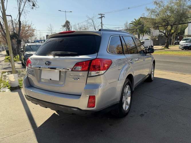 SUBARU OUTBACK DIESEL 2.0 AUT 4X4 VER EN LAS CONDES 2015