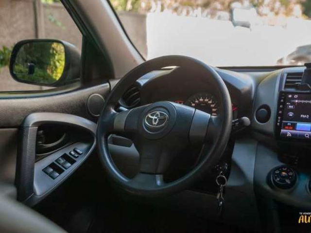 Toyota Rav4 2.4 2013
