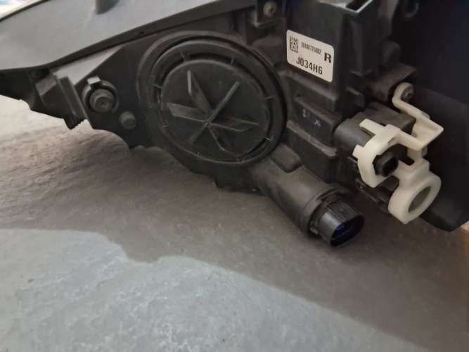 Óptico original derecho Hyundai Tucson 2017 con piloto LED