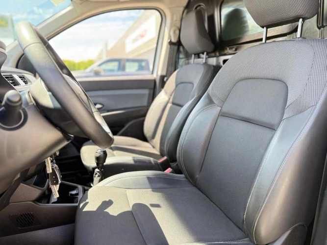 RENAULT EXPRESS 2023