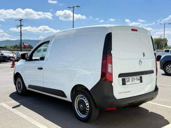 RENAULT EXPRESS 2023