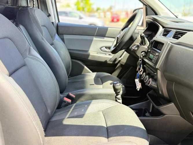 RENAULT EXPRESS 2023