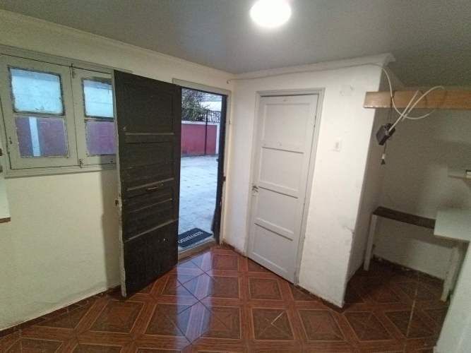 HABITACION CON ENTRADA INDEPENDIENTE