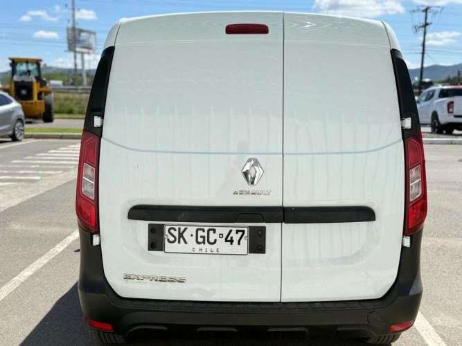 RENAULT EXPRESS 2023