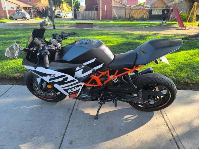 KTM RC 390 2021
