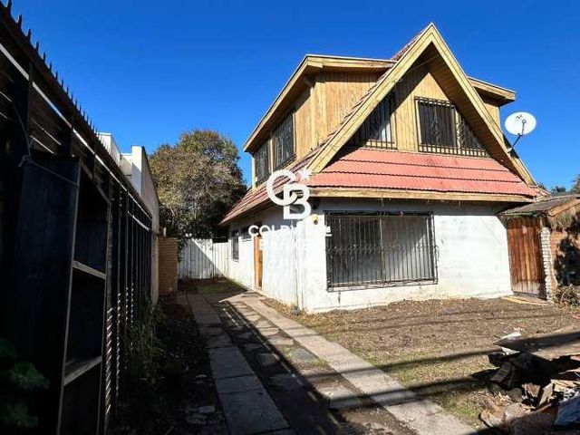 Casa en Vitacura Residencial con Patente Comercial