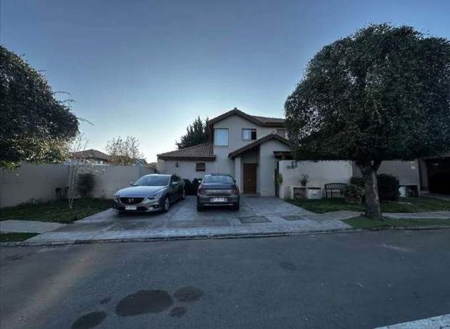 Oportunidad Casa en Condominio El Remanso De Chicureo, Colina Con Bono 10% Pie