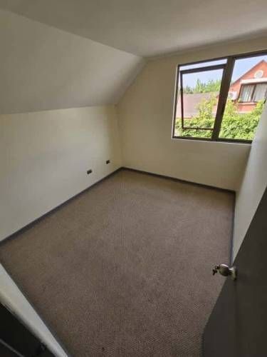 Casa HERMOSA CASA EN VENTA, AISLADA!