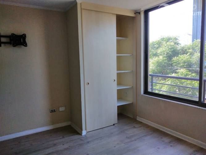 DEPARTAMENTO Santiago 1355 a dos cuadras de Avda. Matta cercano a metro Parque O´higgins