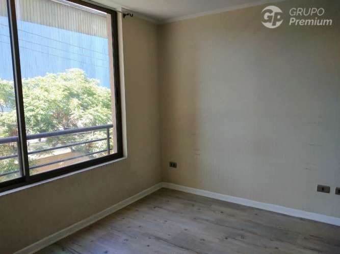 DEPARTAMENTO Santiago 1355 a dos cuadras de Avda. Matta cercano a metro Parque O´higgins