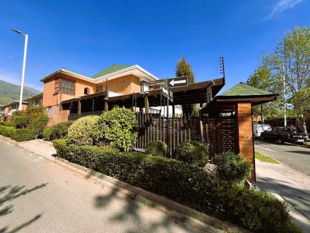 EXCELENTE CASA ESQUINA EN SECTOR JARDÍN ALTO, LA FLORIDA